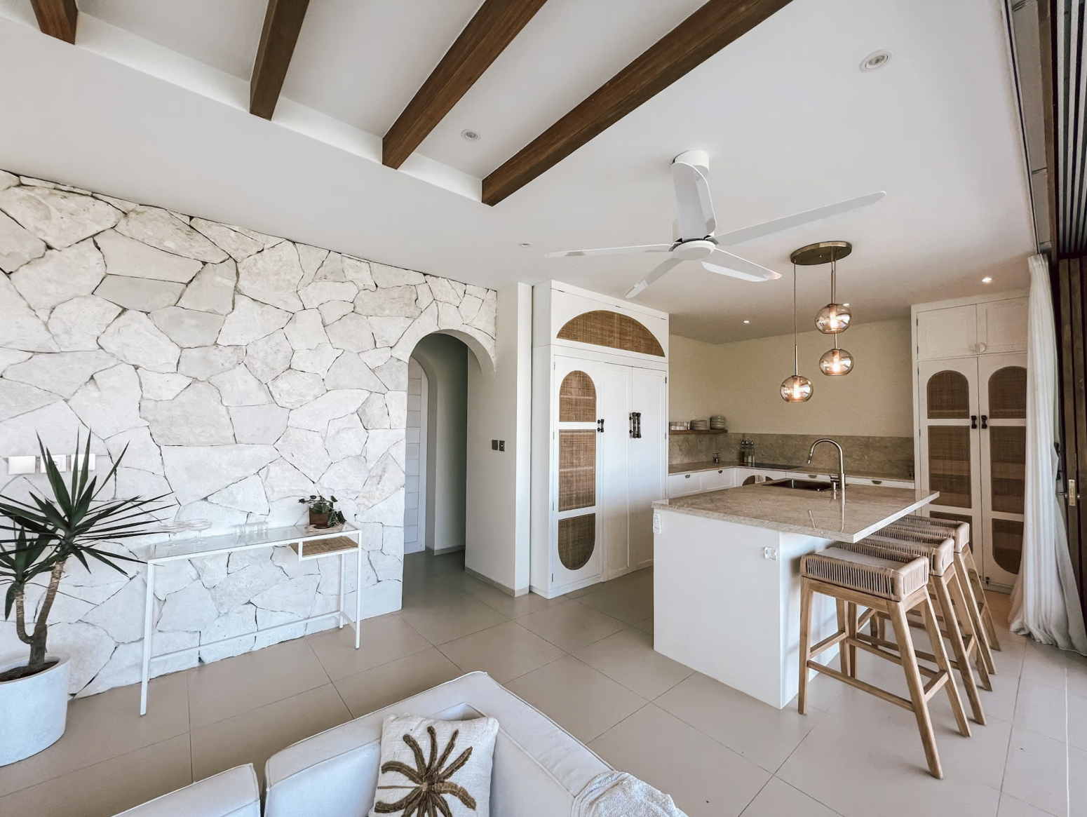4-bedroom villa in the heart of rice fields